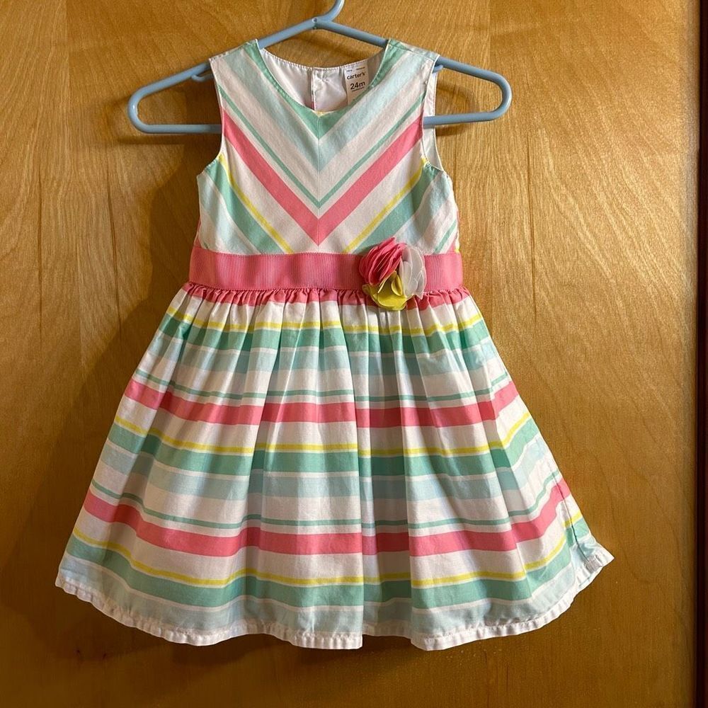 Carter’s Little Girls sleeveless dress 24 Month